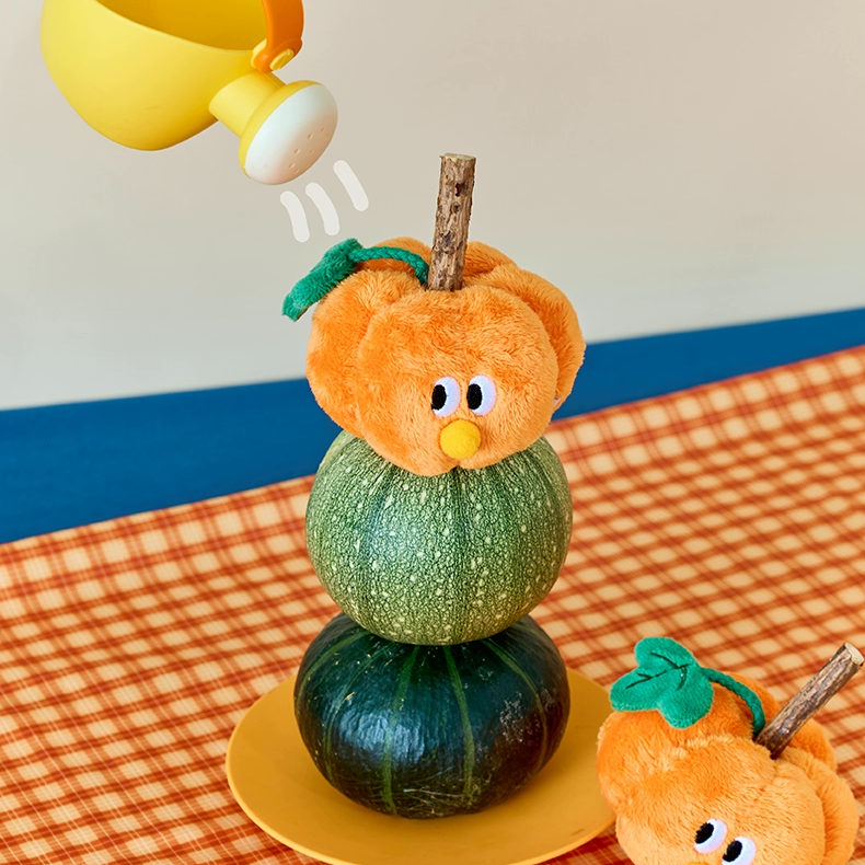 zeze orange plush pumpkin cat toy with a silvervine stick stalk and green leaf