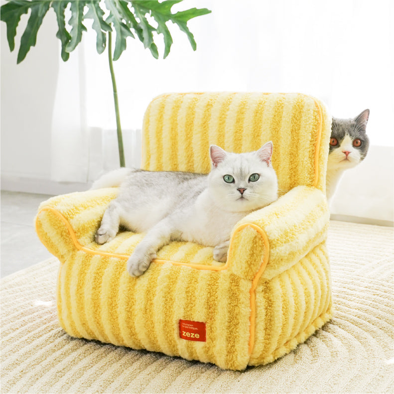 zeze Striped Plush Pet Armchair — High-Backed Cat Chair with Carry Handle