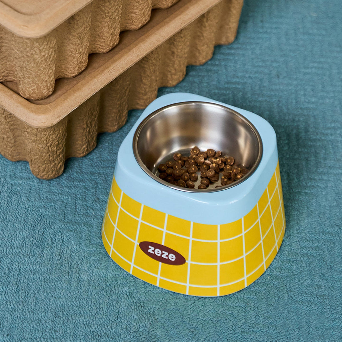 zeze Retro Waffle Plaid Metal Pet Bowl: yellow plaid raised base with blue rim and stainless steel bowl