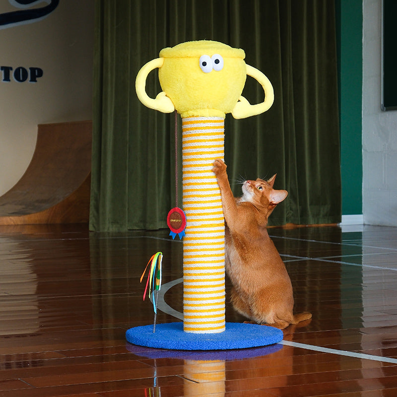 zeze Trophy Cat Scratching Post — 85 cm overall, with Catnip Rosette & Spring Toy